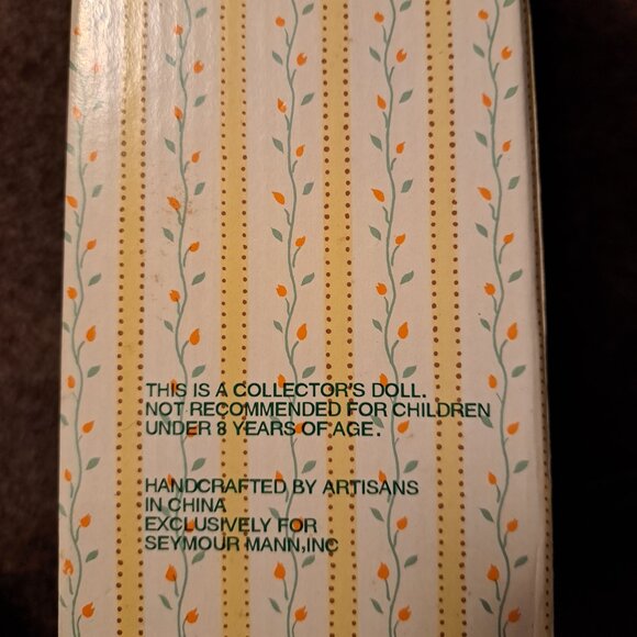 NIB Vintage Seymour Mann Connoisseur Collection doll set featuring 2 dolls - Picture 7 of 12